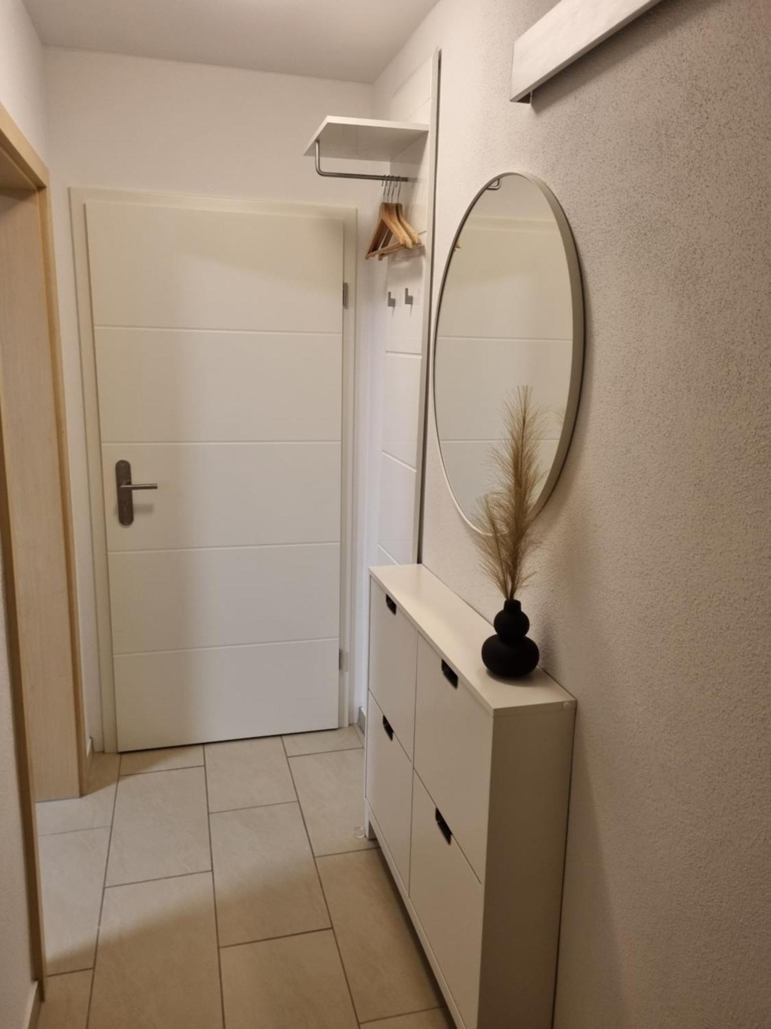 Appartment Im Untergeschoss 프라일라싱 외부 사진